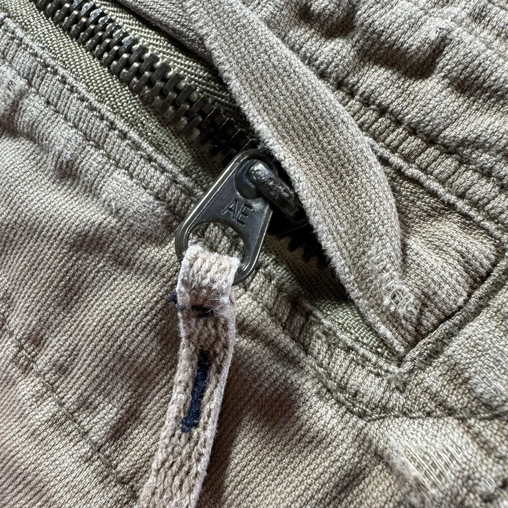 Vintage Y2K American Eagle Shorts Mens 30 Brown Military Skate 11